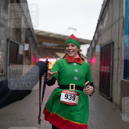 07.12.2025 - St. Pauli X-Mass-Run No. 15 Michael Strokosch http://msf.ph/oto/9362534 07.12.2025 10:59:44 Laufen 15, 939 meine-sportfotos.de