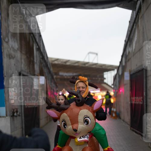 07.12.2025 - St. Pauli X-Mass-Run No. 15 Michael Strokosch http://msf.ph/oto/9362590 07.12.2025 10:59:53 Laufen 265 meine-sportfotos.de
