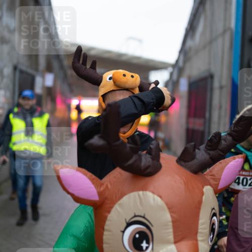 07.12.2025 - St. Pauli X-Mass-Run No. 15 Michael Strokosch http://msf.ph/oto/9362612 07.12.2025 11:00:00 Laufen 4029 meine-sportfotos.de
