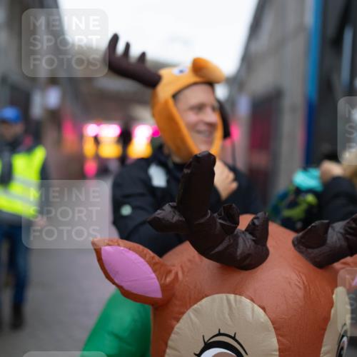 07.12.2025 - St. Pauli X-Mass-Run No. 15 Michael Strokosch http://msf.ph/oto/9362618 07.12.2025 11:00:00 Laufen  meine-sportfotos.de