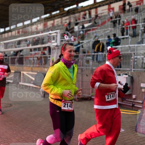 07.12.2025 - St. Pauli X-Mass-Run No. 15 Michael Strokosch http://msf.ph/oto/9362660 07.12.2025 11:00:51 Laufen 4120, 2140, 2141 meine-sportfotos.de