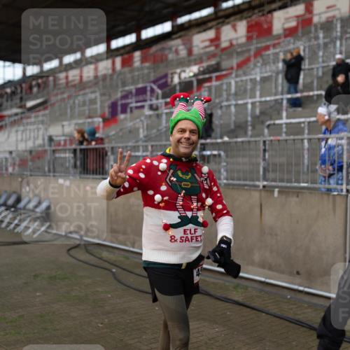 07.12.2025 - St. Pauli X-Mass-Run No. 15 Michael Strokosch http://msf.ph/oto/9362872 07.12.2025 11:19:54 Laufen 43 meine-sportfotos.de