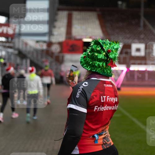 07.12.2025 - St. Pauli X-Mass-Run No. 15 Michael Strokosch http://msf.ph/oto/9362898 07.12.2025 11:20:03 Laufen  meine-sportfotos.de