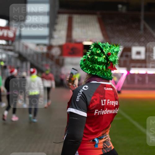 07.12.2025 - St. Pauli X-Mass-Run No. 15 Michael Strokosch http://msf.ph/oto/9362902 07.12.2025 11:20:04 Laufen  meine-sportfotos.de