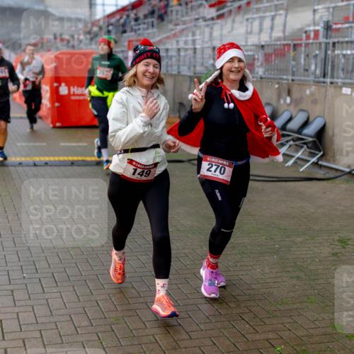 07.12.2025 - St. Pauli X-Mass-Run No. 15 Michael Strokosch http://msf.ph/oto/9363053 07.12.2025 11:21:44 Laufen 3661, 149, 270 meine-sportfotos.de