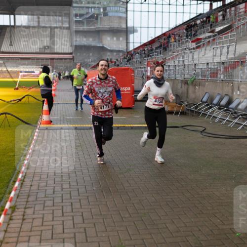 07.12.2025 - St. Pauli X-Mass-Run No. 15 Michael Strokosch http://msf.ph/oto/9363070 07.12.2025 11:21:52 Laufen 22, 4171, 4158, 67 meine-sportfotos.de