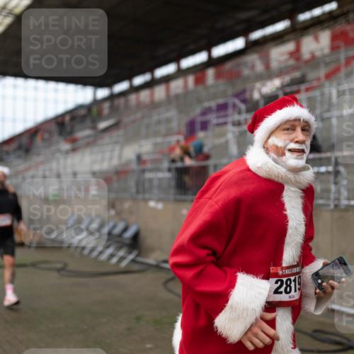 07.12.2025 - St. Pauli X-Mass-Run No. 15 Michael Strokosch http://msf.ph/oto/9363089 07.12.2025 11:22:28 Laufen 1371, 11, 2819 meine-sportfotos.de