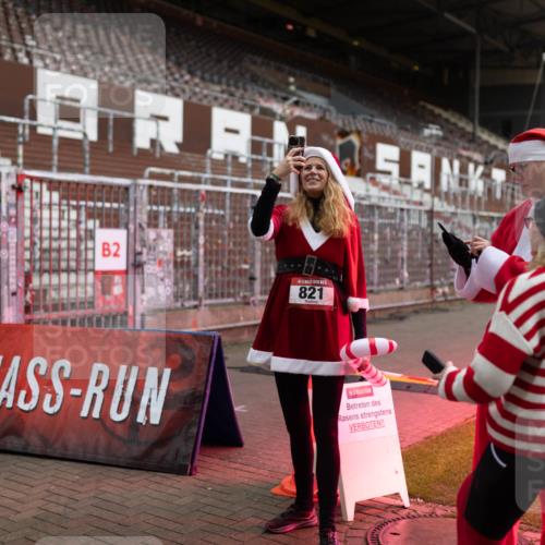 07.12.2025 - St. Pauli X-Mass-Run No. 15 Michael Strokosch http://msf.ph/oto/9363166 07.12.2025 11:48:00 Laufen 2, 821 meine-sportfotos.de
