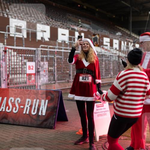 07.12.2025 - St. Pauli X-Mass-Run No. 15 Michael Strokosch http://msf.ph/oto/9363169 07.12.2025 11:48:00 Laufen 2, 821 meine-sportfotos.de