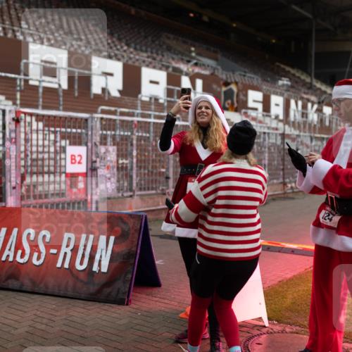 07.12.2025 - St. Pauli X-Mass-Run No. 15 Michael Strokosch http://msf.ph/oto/9363175 07.12.2025 11:48:00 Laufen 2, 124 meine-sportfotos.de