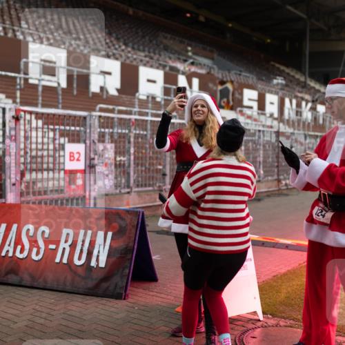 07.12.2025 - St. Pauli X-Mass-Run No. 15 Michael Strokosch http://msf.ph/oto/9363176 07.12.2025 11:48:00 Laufen 2, 124 meine-sportfotos.de