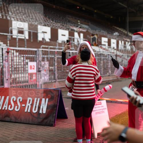 07.12.2025 - St. Pauli X-Mass-Run No. 15 Michael Strokosch http://msf.ph/oto/9363179 07.12.2025 11:48:01 Laufen 2, 82 meine-sportfotos.de