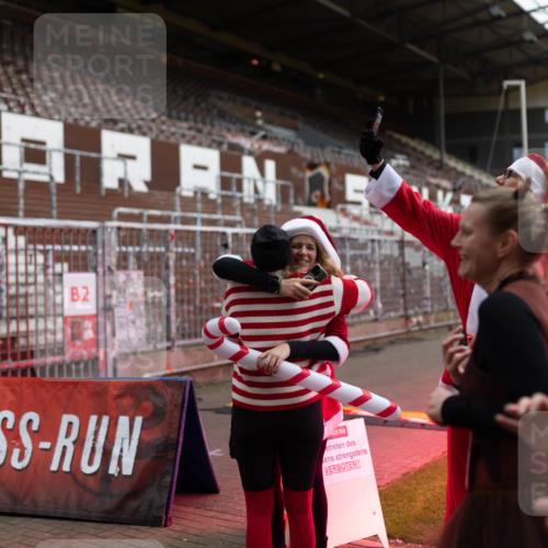07.12.2025 - St. Pauli X-Mass-Run No. 15 Michael Strokosch http://msf.ph/oto/9363200 07.12.2025 11:48:03 Laufen 2 meine-sportfotos.de
