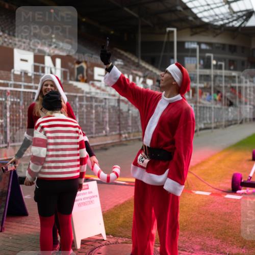 07.12.2025 - St. Pauli X-Mass-Run No. 15 Michael Strokosch http://msf.ph/oto/9363214 07.12.2025 11:48:06 Laufen 2 meine-sportfotos.de