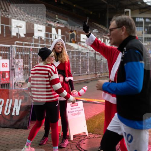 07.12.2025 - St. Pauli X-Mass-Run No. 15 Michael Strokosch http://msf.ph/oto/9363232 07.12.2025 11:48:07 Laufen 2, 21 meine-sportfotos.de