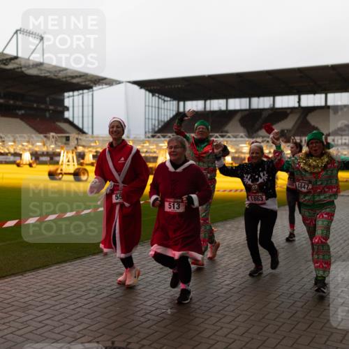 07.12.2025 - St. Pauli X-Mass-Run No. 15 Michael Strokosch http://msf.ph/oto/9363238 07.12.2025 11:48:23 Laufen 55, 513, 1863, 1847 meine-sportfotos.de