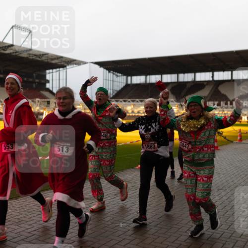 07.12.2025 - St. Pauli X-Mass-Run No. 15 Michael Strokosch http://msf.ph/oto/9363247 07.12.2025 11:48:23 Laufen 194, 553, 513, 48, 1863, 1847 meine-sportfotos.de