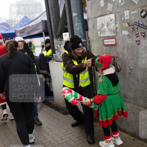 07.12.2025 - St. Pauli X-Mass-Run No. 15 Michael Strokosch http://msf.ph/oto/9363271 07.12.2025 11:48:46 Laufen  meine-sportfotos.de