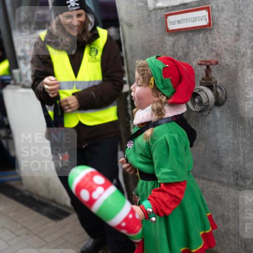 07.12.2025 - St. Pauli X-Mass-Run No. 15 Michael Strokosch http://msf.ph/oto/9363288 07.12.2025 11:48:47 Laufen 15 meine-sportfotos.de