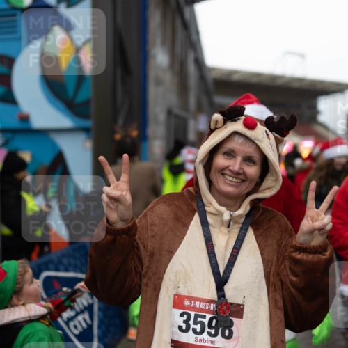 07.12.2025 - St. Pauli X-Mass-Run No. 15 Michael Strokosch http://msf.ph/oto/9363310 07.12.2025 11:49:13 Laufen 3598, 1032 meine-sportfotos.de