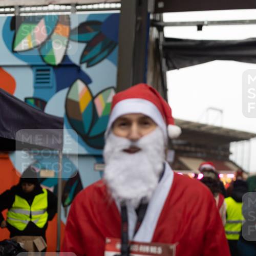 07.12.2025 - St. Pauli X-Mass-Run No. 15 Michael Strokosch http://msf.ph/oto/9363329 07.12.2025 11:49:46 Laufen 2232 meine-sportfotos.de