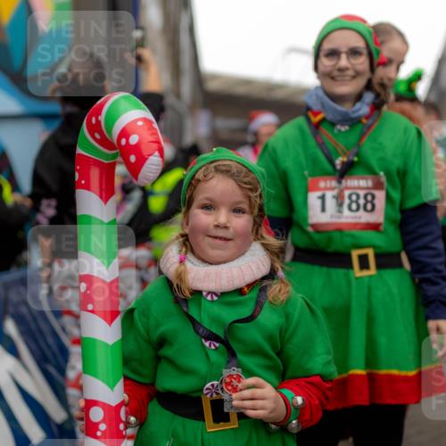 07.12.2025 - St. Pauli X-Mass-Run No. 15 Michael Strokosch http://msf.ph/oto/9363346 07.12.2025 11:50:05 Laufen 15, 1195, 1188 meine-sportfotos.de
