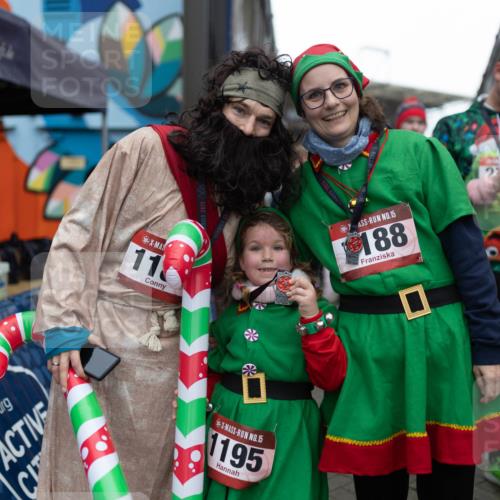 07.12.2025 - St. Pauli X-Mass-Run No. 15 Michael Strokosch http://msf.ph/oto/9363376 07.12.2025 11:50:13 Laufen 11, 11, 15, 1195, 2025, 15, 188, 29 meine-sportfotos.de