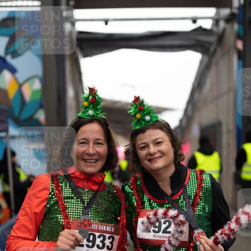 07.12.2025 - St. Pauli X-Mass-Run No. 15 Michael Strokosch http://msf.ph/oto/9363406 07.12.2025 11:50:22 Laufen 15, 933, 92 meine-sportfotos.de