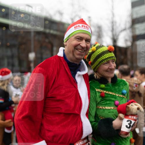 07.12.2025 - St. Pauli X-Mass-Run No. 15 Michael Strokosch http://msf.ph/oto/9363480 07.12.2025 11:58:12 Laufen 3 meine-sportfotos.de