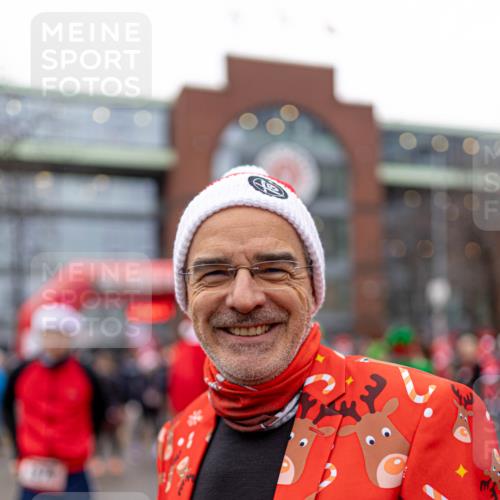 07.12.2025 - St. Pauli X-Mass-Run No. 15 Michael Strokosch http://msf.ph/oto/9363486 07.12.2025 11:58:35 Laufen  meine-sportfotos.de