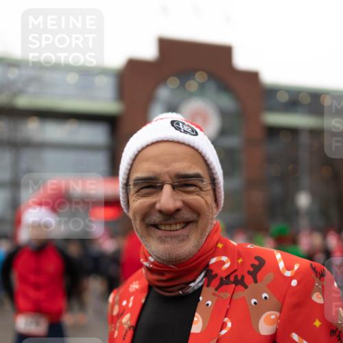 07.12.2025 - St. Pauli X-Mass-Run No. 15 Michael Strokosch http://msf.ph/oto/9363491 07.12.2025 11:58:35 Laufen  meine-sportfotos.de