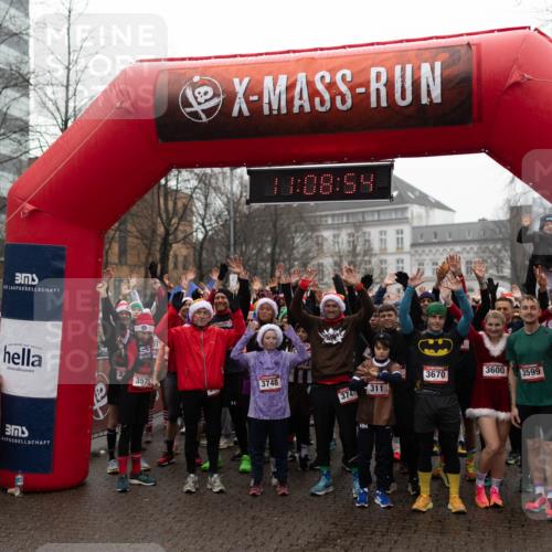 07.12.2025 - St. Pauli X-Mass-Run No. 15 Michael Strokosch http://msf.ph/oto/9363555 07.12.2025 12:08:53 Laufen 3600, 2, 3670, 3575, 3748, 311, 3741, 3599 meine-sportfotos.de