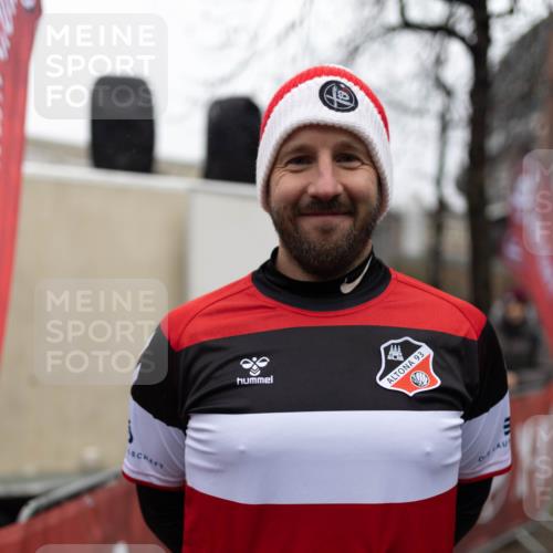 07.12.2025 - St. Pauli X-Mass-Run No. 15 Michael Strokosch http://msf.ph/oto/9363589 07.12.2025 12:09:39 Laufen 15, 1, 93 meine-sportfotos.de