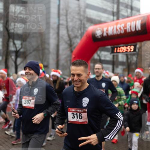 07.12.2025 - St. Pauli X-Mass-Run No. 15 Michael Strokosch http://msf.ph/oto/9363594 07.12.2025 12:09:57 Laufen 307, 16, 09, 59, 15, 316, 2229 meine-sportfotos.de