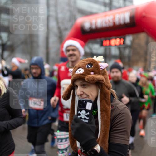 07.12.2025 - St. Pauli X-Mass-Run No. 15 Michael Strokosch http://msf.ph/oto/9363605 07.12.2025 12:10:00 Laufen  meine-sportfotos.de