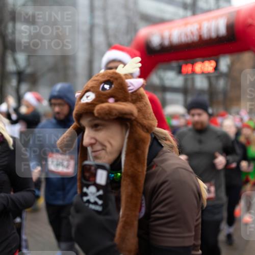 07.12.2025 - St. Pauli X-Mass-Run No. 15 Michael Strokosch http://msf.ph/oto/9363607 07.12.2025 12:10:00 Laufen 288 meine-sportfotos.de