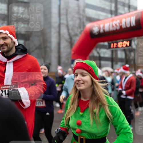 07.12.2025 - St. Pauli X-Mass-Run No. 15 Michael Strokosch http://msf.ph/oto/9363612 07.12.2025 12:10:02 Laufen 15, 21, 1357 meine-sportfotos.de