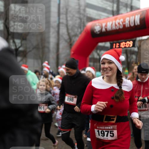07.12.2025 - St. Pauli X-Mass-Run No. 15 Michael Strokosch http://msf.ph/oto/9363616 07.12.2025 12:10:07 Laufen 901, 898, 16, 10, 09, 15, 1975, 618 meine-sportfotos.de