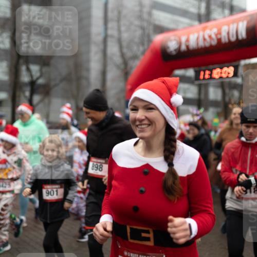 07.12.2025 - St. Pauli X-Mass-Run No. 15 Michael Strokosch http://msf.ph/oto/9363622 07.12.2025 12:10:07 Laufen 3105, 901, 898, 13, 10, 09 meine-sportfotos.de