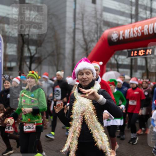 07.12.2025 - St. Pauli X-Mass-Run No. 15 Michael Strokosch http://msf.ph/oto/9363633 07.12.2025 12:10:13 Laufen 467, 3465 meine-sportfotos.de