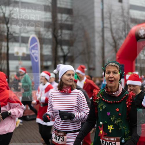 07.12.2025 - St. Pauli X-Mass-Run No. 15 Michael Strokosch http://msf.ph/oto/9363637 07.12.2025 12:10:20 Laufen 32, 5, 3573, 15, 5001, 22, 15 meine-sportfotos.de