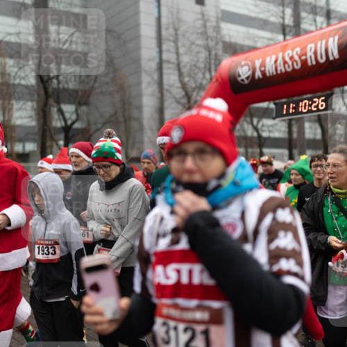 07.12.2025 - St. Pauli X-Mass-Run No. 15 Michael Strokosch http://msf.ph/oto/9363642 07.12.2025 12:10:24 Laufen 52, 396, 15, 1933, 61, 11, 10, 26, 3121 meine-sportfotos.de