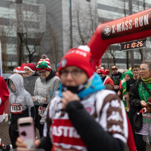 07.12.2025 - St. Pauli X-Mass-Run No. 15 Michael Strokosch http://msf.ph/oto/9363644 07.12.2025 12:10:24 Laufen 52, 396, 1933, 15, 11, 10, 26 meine-sportfotos.de