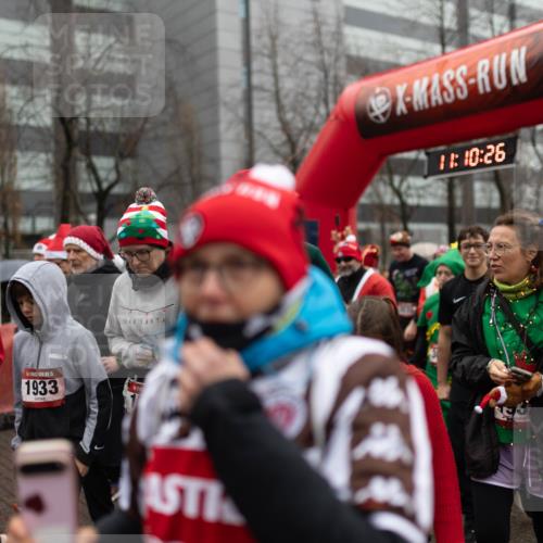 07.12.2025 - St. Pauli X-Mass-Run No. 15 Michael Strokosch http://msf.ph/oto/9363646 07.12.2025 12:10:24 Laufen 52, 15, 1933, 18, 10, 26, 929 meine-sportfotos.de