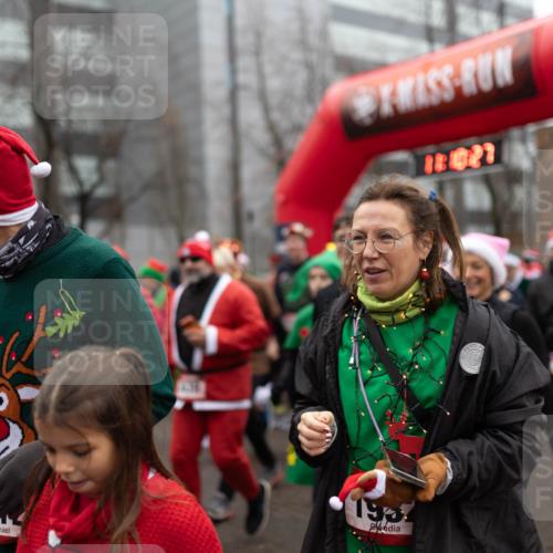 07.12.2025 - St. Pauli X-Mass-Run No. 15 Michael Strokosch http://msf.ph/oto/9363650 07.12.2025 12:10:25 Laufen 18027, 193 meine-sportfotos.de