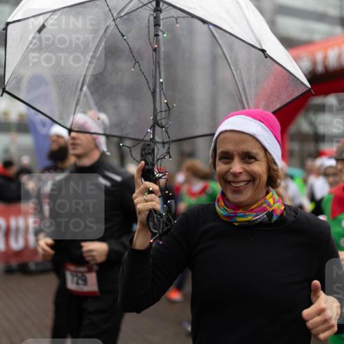 07.12.2025 - St. Pauli X-Mass-Run No. 15 Michael Strokosch http://msf.ph/oto/9363664 07.12.2025 12:10:31 Laufen 729 meine-sportfotos.de