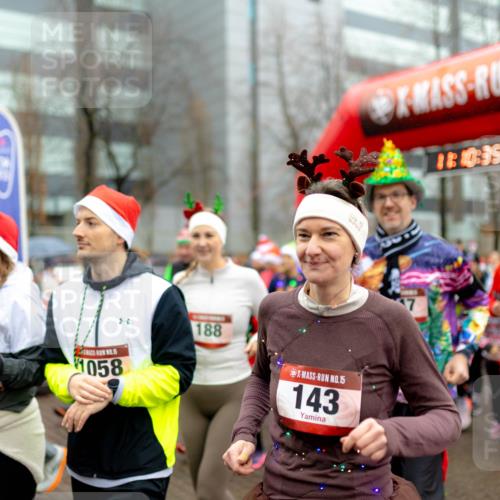 07.12.2025 - St. Pauli X-Mass-Run No. 15 Michael Strokosch http://msf.ph/oto/9363665 07.12.2025 12:10:33 Laufen 1058, 188, 15, 143, 18, 10, 35, 271 meine-sportfotos.de
