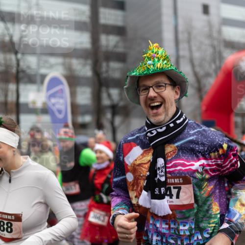 07.12.2025 - St. Pauli X-Mass-Run No. 15 Michael Strokosch http://msf.ph/oto/9363674 07.12.2025 12:10:34 Laufen 15, 188, 15, 7, 371 meine-sportfotos.de