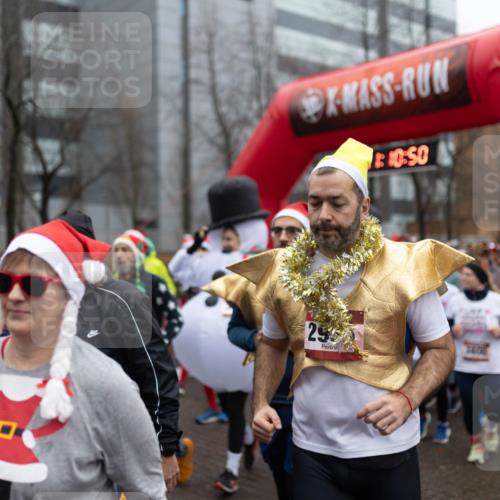 07.12.2025 - St. Pauli X-Mass-Run No. 15 Michael Strokosch http://msf.ph/oto/9363710 07.12.2025 12:10:49 Laufen 295, 5606 meine-sportfotos.de