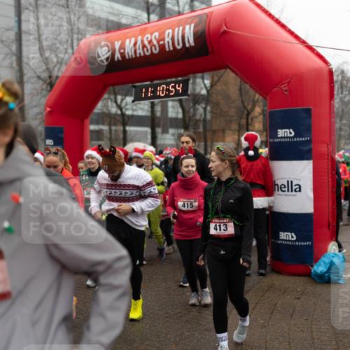 07.12.2025 - St. Pauli X-Mass-Run No. 15 Michael Strokosch http://msf.ph/oto/9363723 07.12.2025 12:10:52 Laufen 11, 10, 54, 604, 36, 415, 539, 413 meine-sportfotos.de